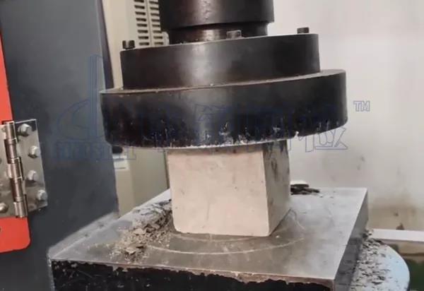 混凝土試塊強度檢測常見問題及解決措施分析,細節是關鍵!