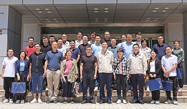 廣西交通建設工程試驗檢測行業(yè)協(xié)會一行蒞臨中鋼國檢考察交流