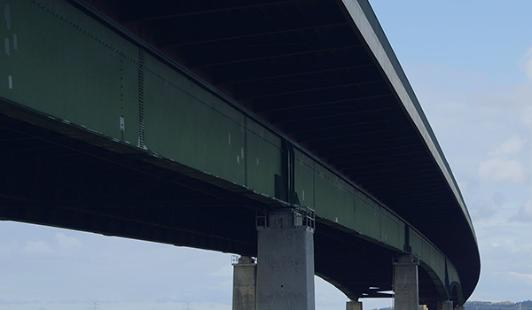 鋼箱梁焊縫超聲波探傷檢測影響因素及應對策略